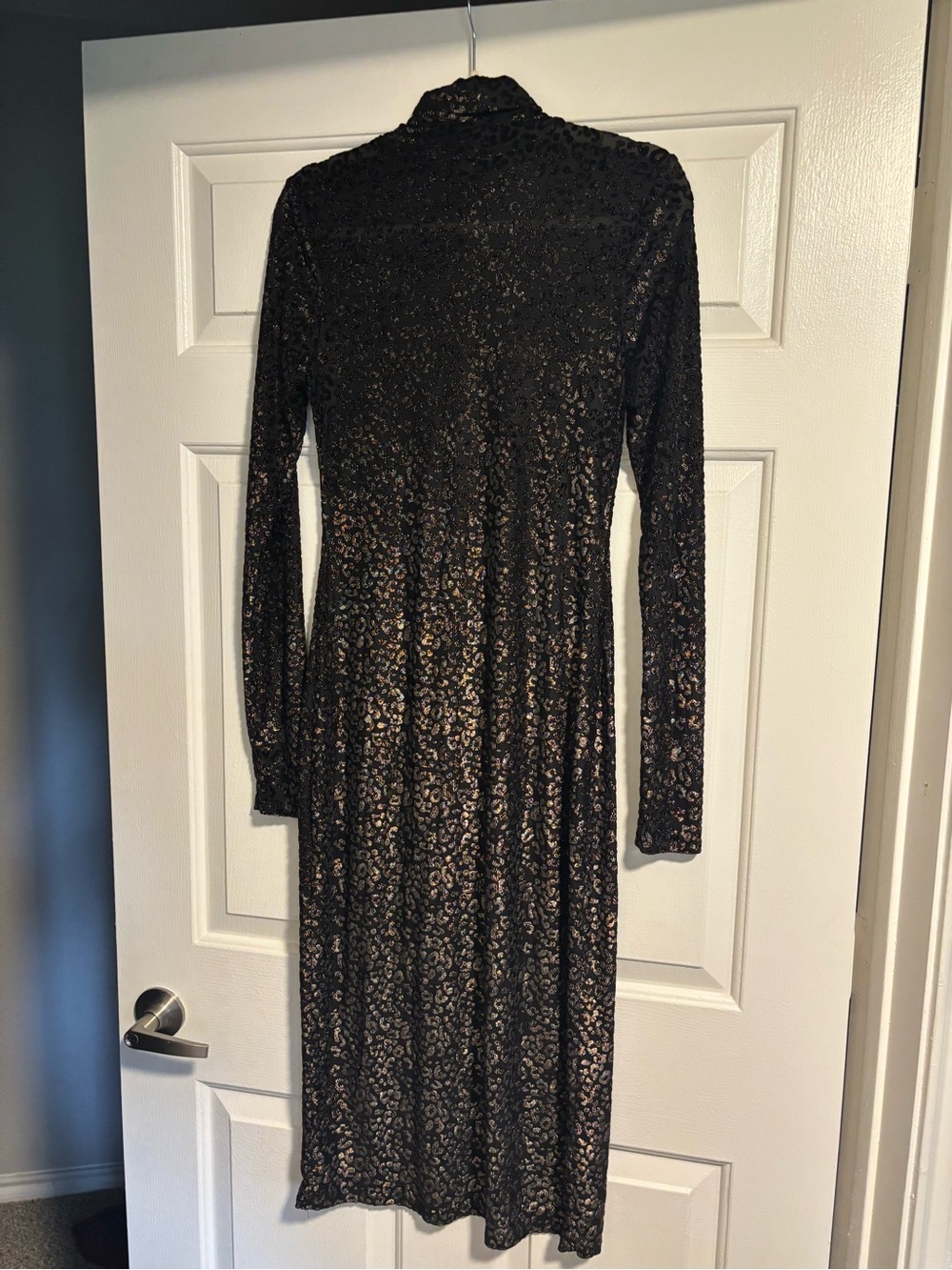 Steve Madden Black and Gold Metallic Leopard-Print Long Sleeve Midi Dress Size M - Picture 6 of 6